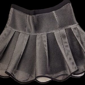 Woman skirt sashin + babi size 4